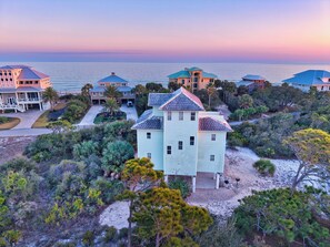 Exterior - After Dune Delight! Freshly remodeled 4/4, across street from beach, near Plantation clubhouse. (St. George Island)