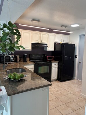Private kitchen - Cozy 4BR Home Near Cherry Creek State Park - Hot Tub & Private Backyard & Patio (Englewood)