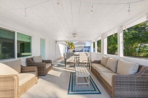 Terrace/patio - New Listing! Short walk to Perfect Laguna Beach! Great House~ Quiet Community (Panama City Beach)
