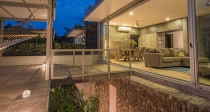 Villa Los Laureles II, Private Pool • Trails • Beaches