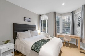 Room - The Isabella - Downtown Toronto (Toronto)