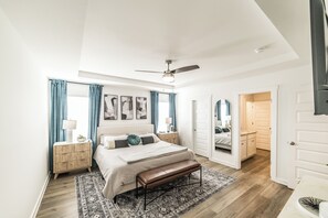 3 habitaciones, tabla de planchar con plancha y wifi gratis