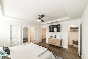 3 bedrooms, iron/ironing board, free WiFi, bed sheets - Modern Huntsville Townhome • Minutes to MidCity (Huntsville)
