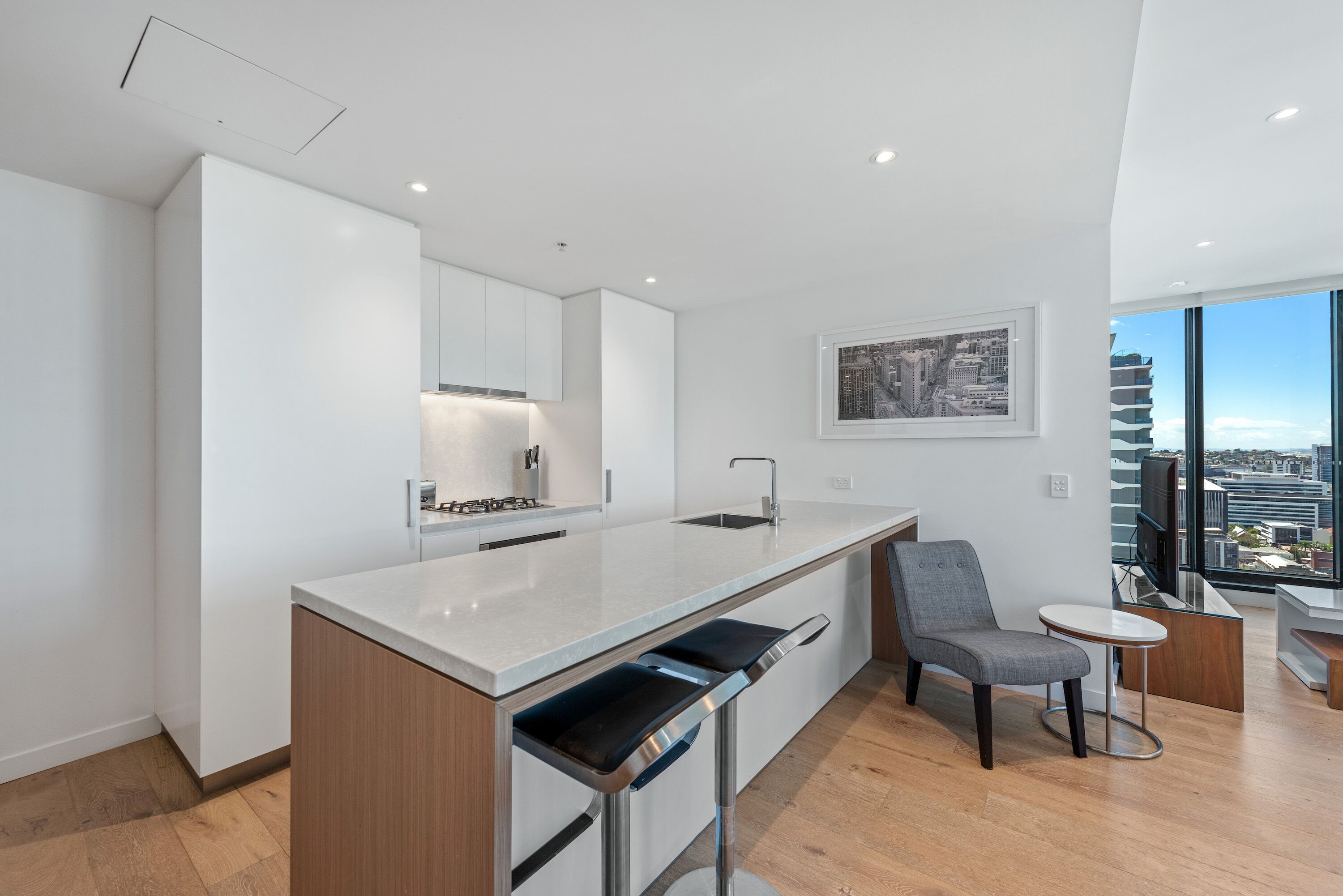 Appartamento, 2 camere da letto, balcone, vista città | Cucina privata