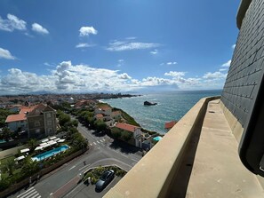 Property grounds - Beautiful sea-view apartment with A/C in Biarritz (Biarritz)