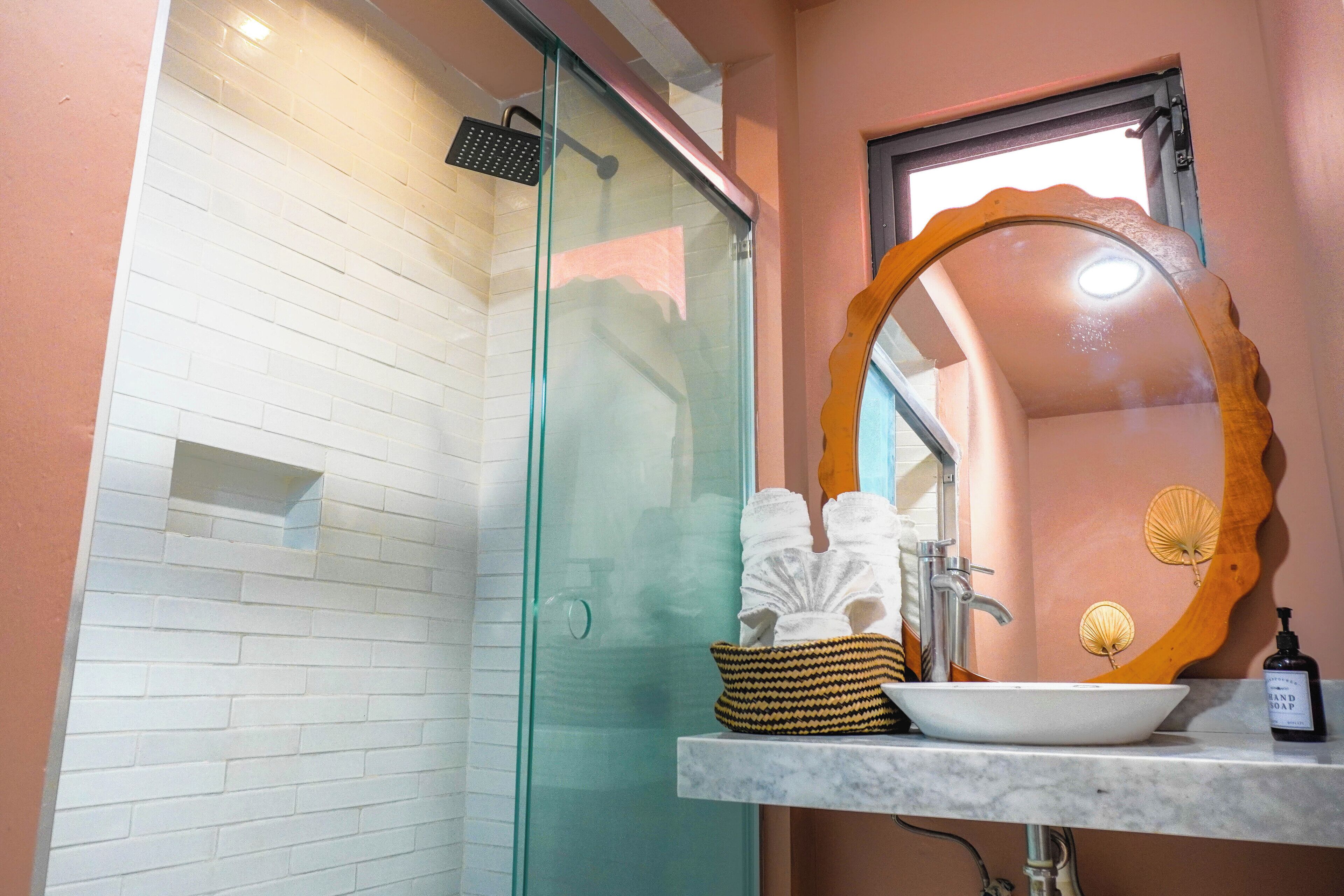 Classic Double Room | Bathroom