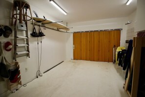 Interior - Beautiful Villa with Garage in Downtown Biarritz (Biarritz)