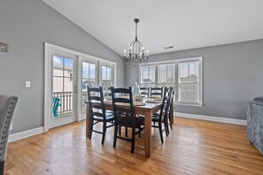 Dining - "2ice As Nice" - 4 Bedrooms, 3.5 Bathrooms, Private Pool (Holden Beach)