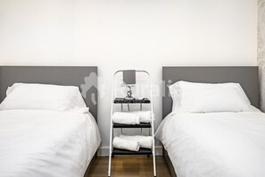 Free WiFi, bed sheets - QUINTA PORTIELLO Ribadesella (Ribadesella)