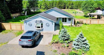 Large 6BR with Game Room, Perfect for Large Families & Groups, Forks PNW Retreat