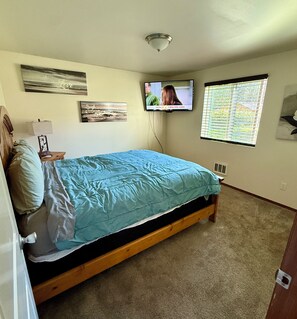 6 bedrooms, internet, bed sheets