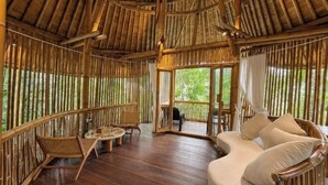 Unclassified image, 4 of 37, button - Asep Gumi Bamboo Villa Pesagi (Bali)