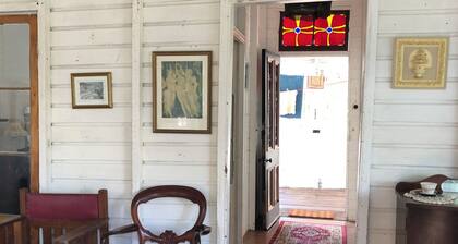 Olunda - 17 Emu Street, Emu Park