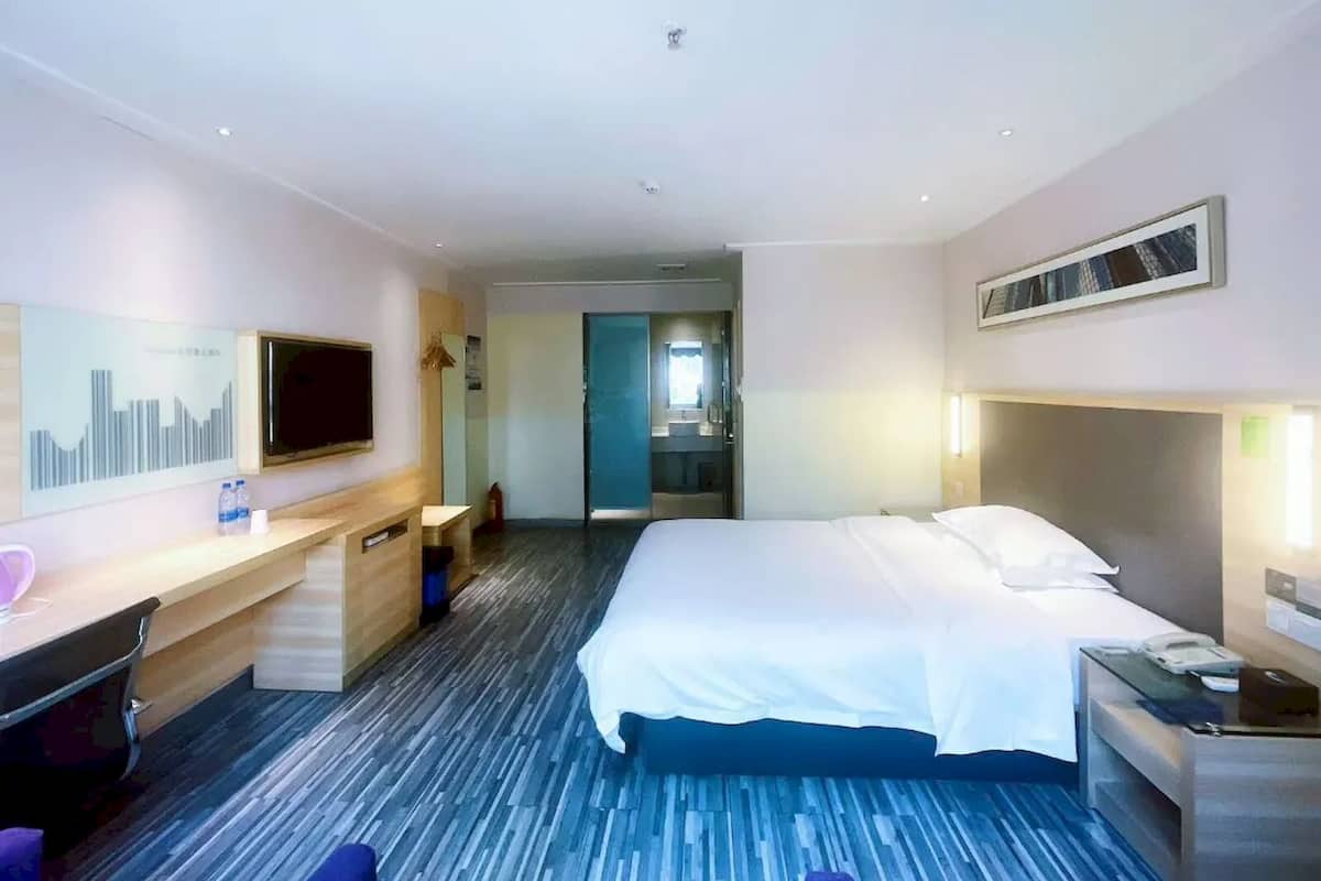 Standard-Doppelzimmer, Stadtblick