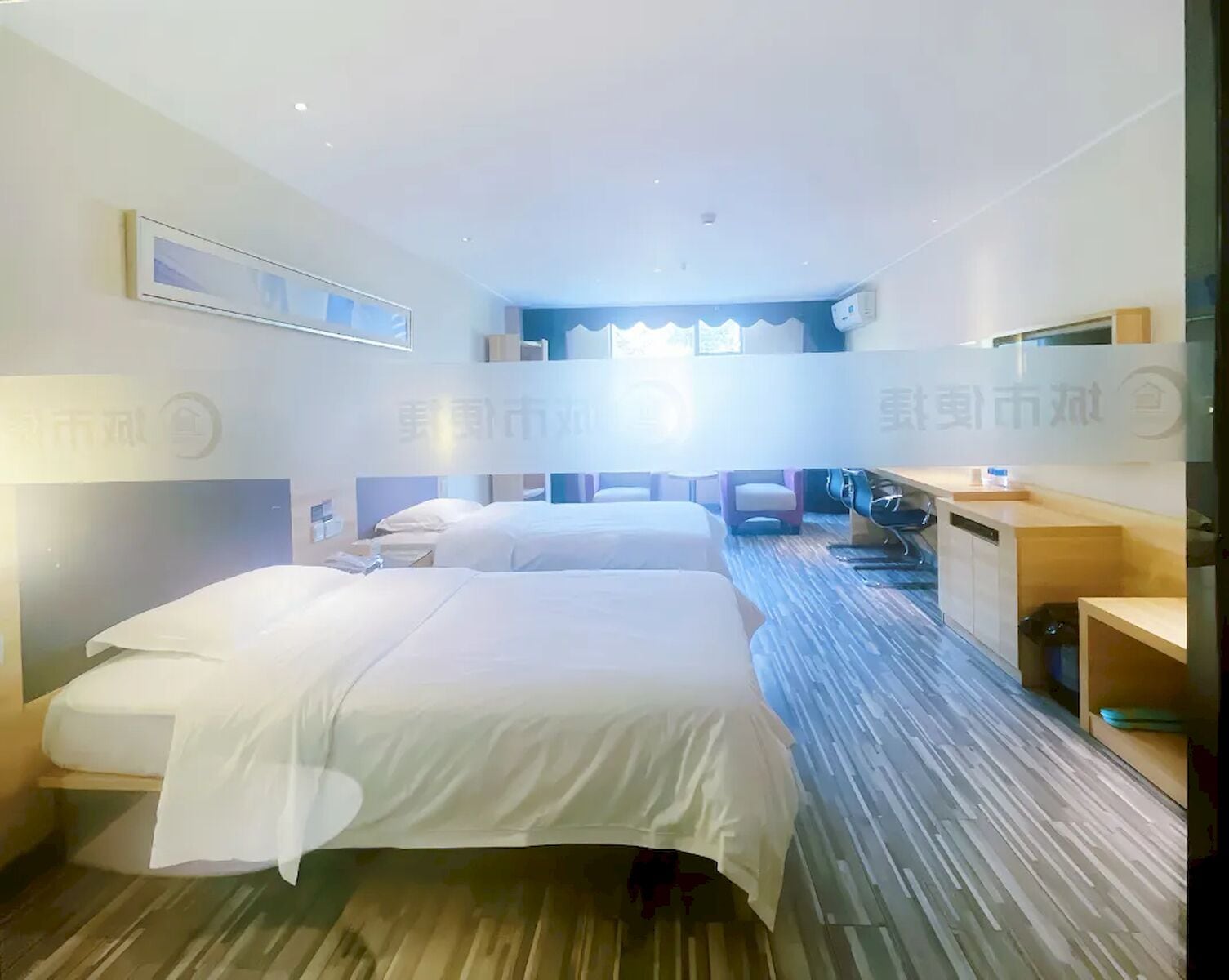 Elite Twin Room, City View