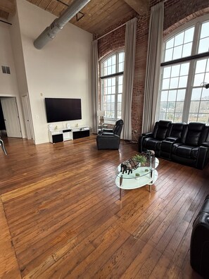 Living area - Chic Loft Living at Historic Drayton Mills – Walk to Dining & Trails (Drayton)