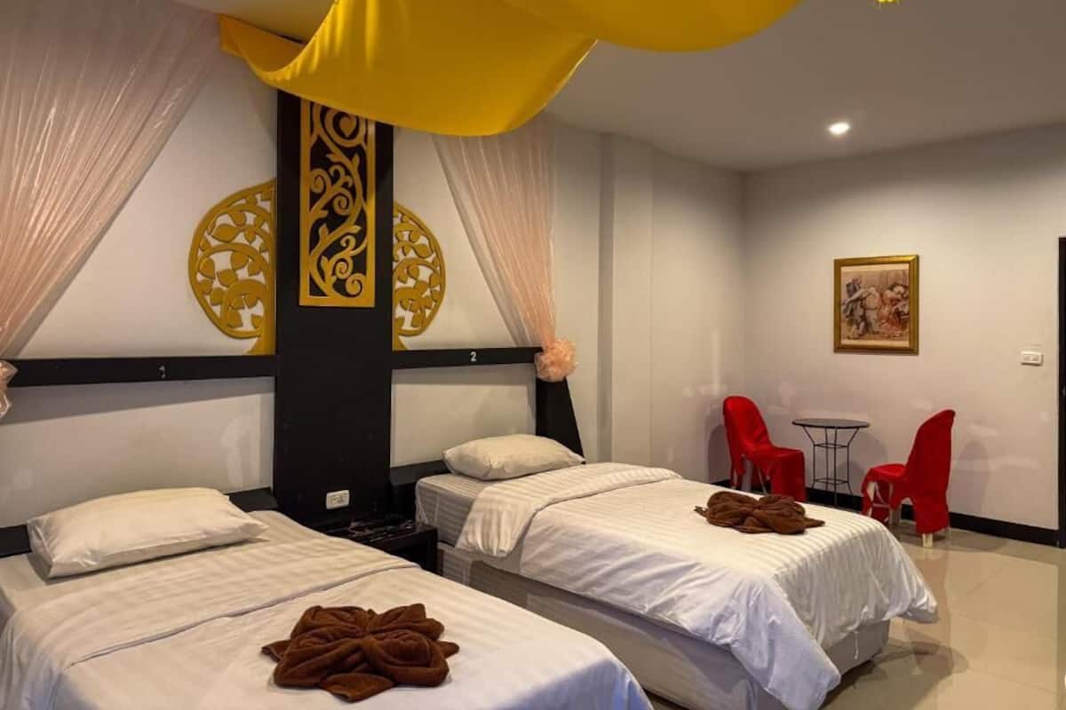 Chambre avec lits jumeaux, vue ville