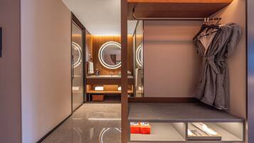 Luxe eenpersoonskamer | Interieur