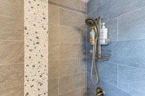 Hair dryer, soap - Sunset Point 4 Bedroom Home by D&R canal (Princeton)