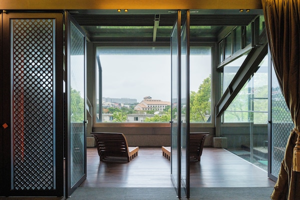 Premium King Room | Terrace/patio
