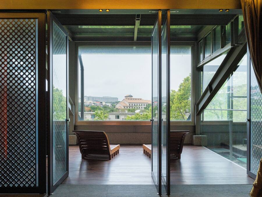 Premium King Room | Terrace/patio