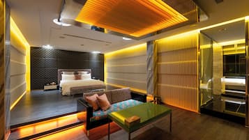 Chambre Quadruple Luxe | Articles gratuits dans le mini-bar, Wi-Fi gratuit, draps fournis