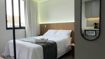 1 quarto, Wi-Fi de cortesia, roupa de cama