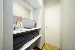 Interior - YUYU HOUSE池袋，2分钟直达池袋，车站徒步3分钟精致公寓 (Toshima City)