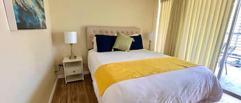 Apartment, Balcony, Canal View