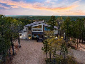 Exterior - Views, Pickleball, Hottub, Gameroom, EV, Multi-Fam (Broken Bow)