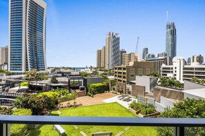 Property grounds - Circle on Cavill - 2BRM Ocean View (1064) (Gold Coast)