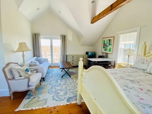 2 bedrooms, iron/ironing board, travel crib, WiFi