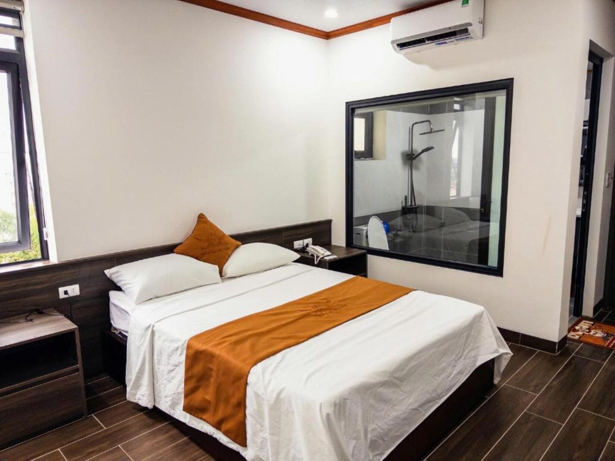 Standard Double Room | Minibar, desk, free WiFi, bed sheets