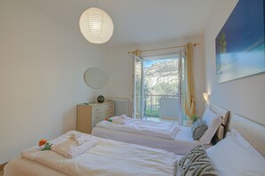 2 bedrooms, free WiFi, bed sheets - Agritur Laura - Danza di colori 3, Torbole sul Garda, Italy (Torbole sul Garda)