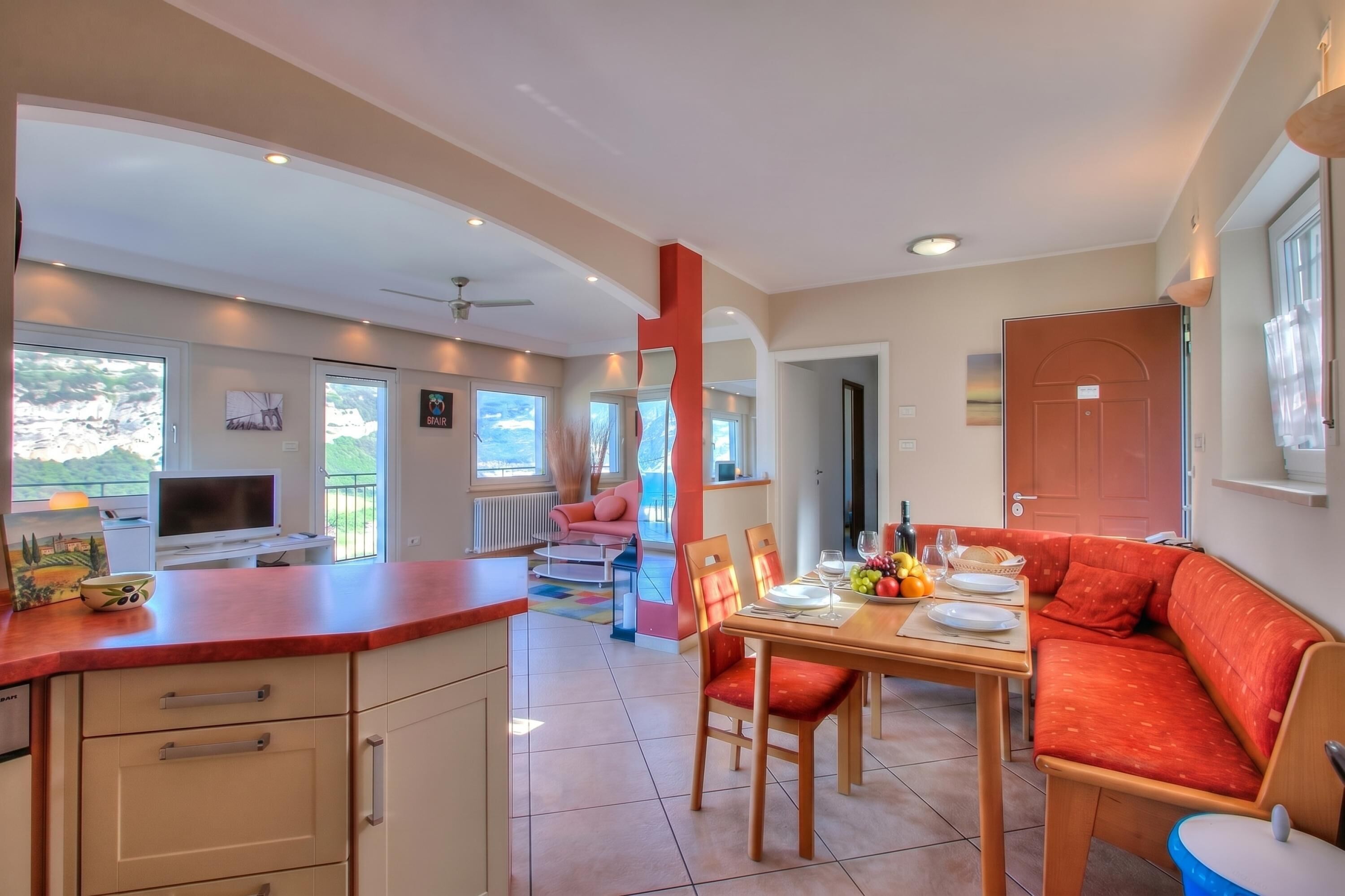 Villa Paradise View With Private Pool, Torbole Sul Garda, Italy - Arco
