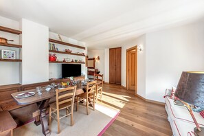 Interior - Charming Apartment Close to Cableway, Pré-Saint-Didier, Italy (Pré-Saint-Didier)