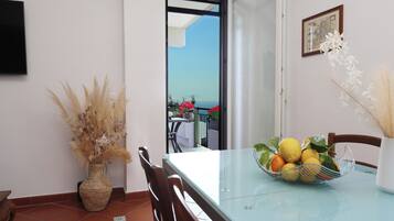 Panoramic-Apartment, Meerblick | Esszimmer