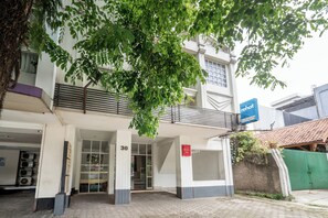 Exterior - Rehat at Gania Hotel Bandung (Bandung)