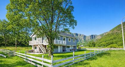 Beach front home in Nordnesøy with house a panoramic view