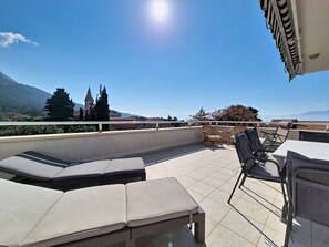 Terrace/patio - Apartment Rilić by Interhome (Zaostrog)