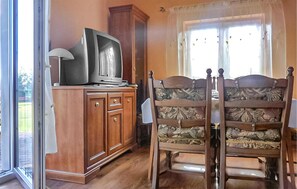 Dining - 3 bedroom pet friendly home in Jezierzany (Jezierzany)