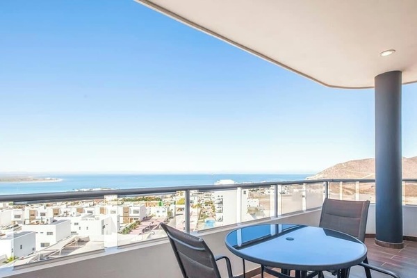 Dining on your private terrace with a view!