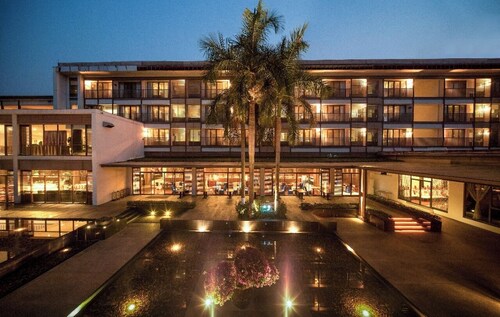 Baiyun Lakeside Hotel