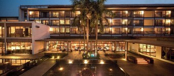 Baiyun Lakeside Hotel