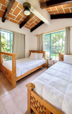 4 bedrooms, WiFi, bed sheets - Santuario geodésico con alberca climatizada (Chiconcuac)