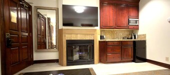 BC Lodge King Suite | Fireplace | Village Location