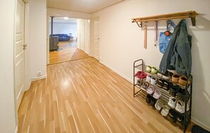 Interior - Amazing home in Gullringen with ethernet internet (Gullringen)