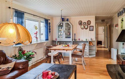 Stunning home in årred with WiFi