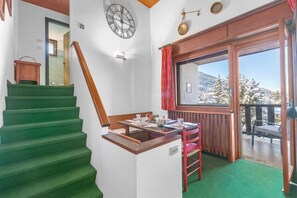 Dining area - Il Balcone Sulle Alpi ski in ski out, Sauze d'Oulx, Italy (Sauze d'Oulx)