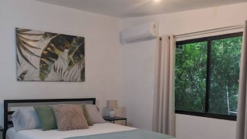 Studio, 1 Bedroom, Smoking, Patio | Interior